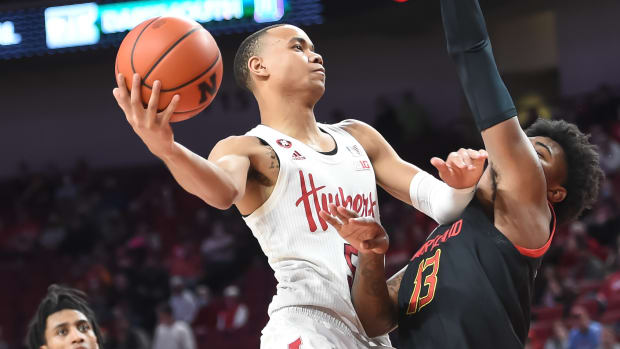 Bryce McGowens vs Hakim Hart  MBB vs Maryland 2022.02.18 USATSI_17719186